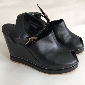 Robert Clergerie black peek toe wedges in size 6.5